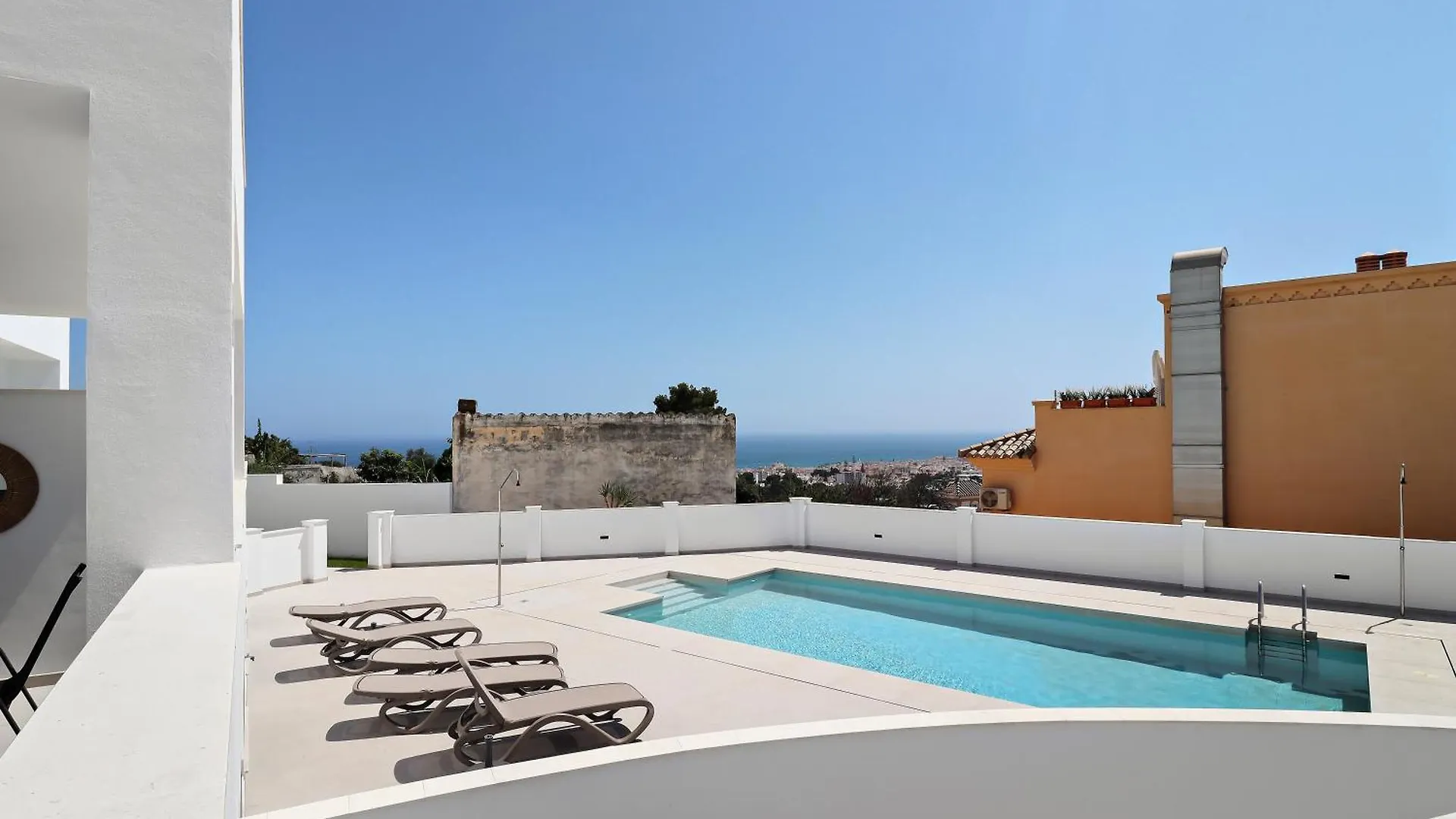 Nerja Apartamento Con Piscina Y Garaje 0*,  스페인